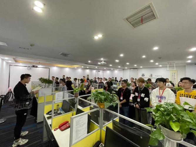 武漢速融亦鑫商務(wù)信息咨詢有限公司